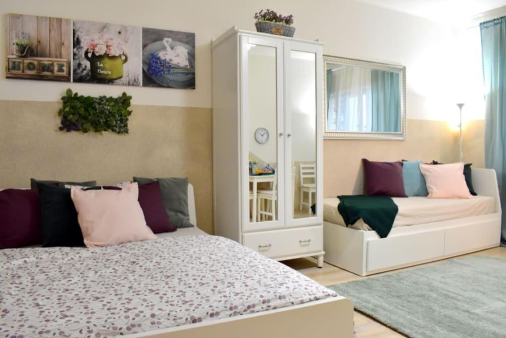 Apartment In Praga Exterior foto